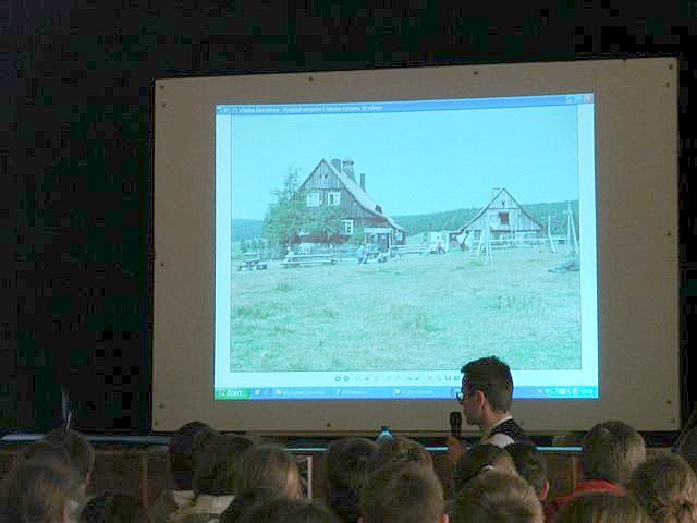 Fotografia z dawnej wsi Skalno w Górach Izerskich.